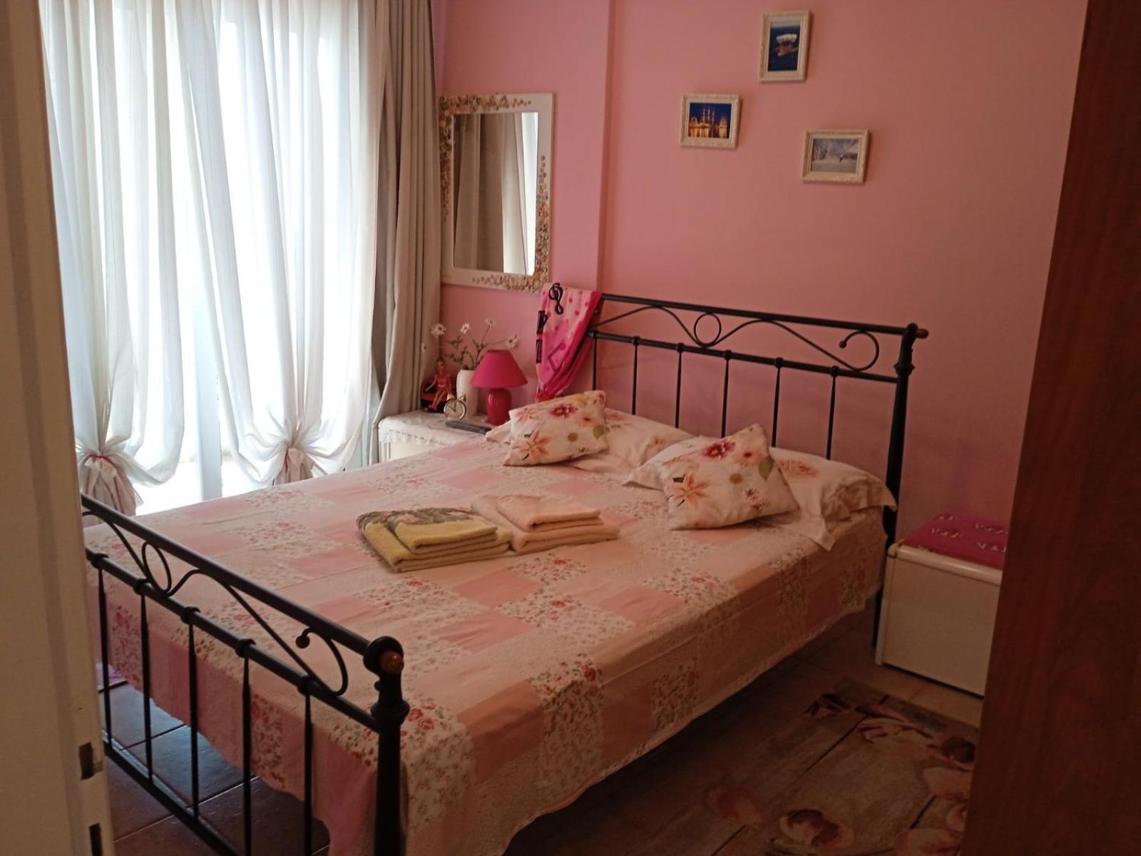 Sweet Home Volos Bilik gambar